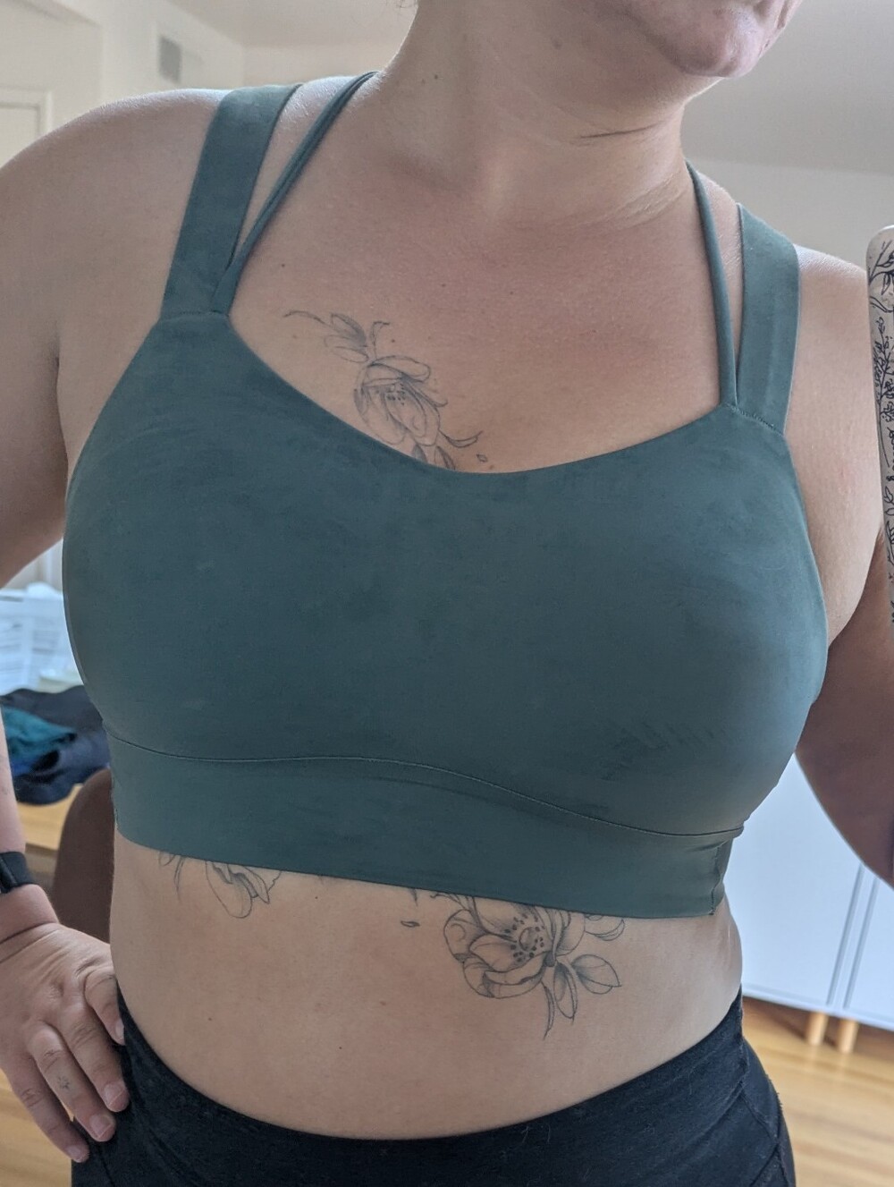 Lululemon Athletica - Seamless Olive Green Sports Bra
